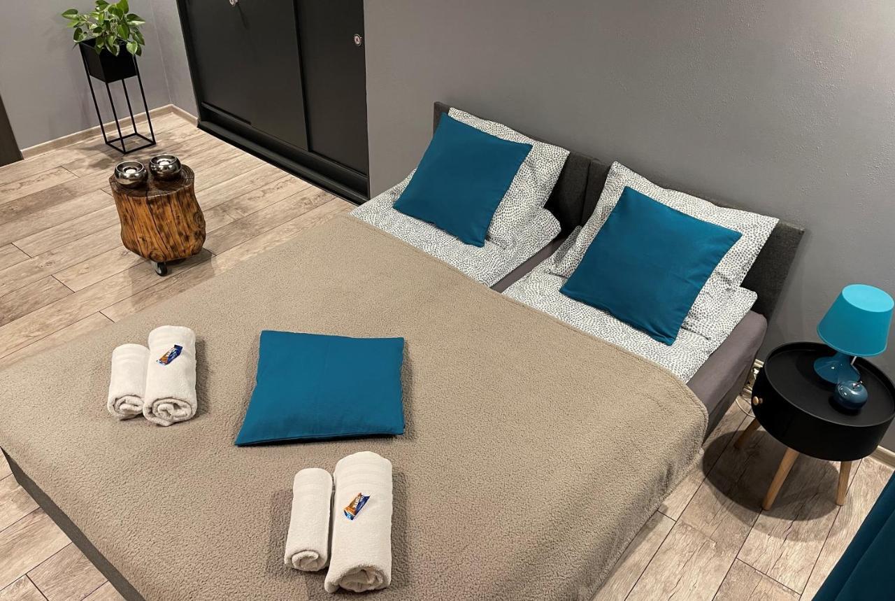 Apartamenty Pod Uwalonym Debem Jezow Sudecki Esterno foto