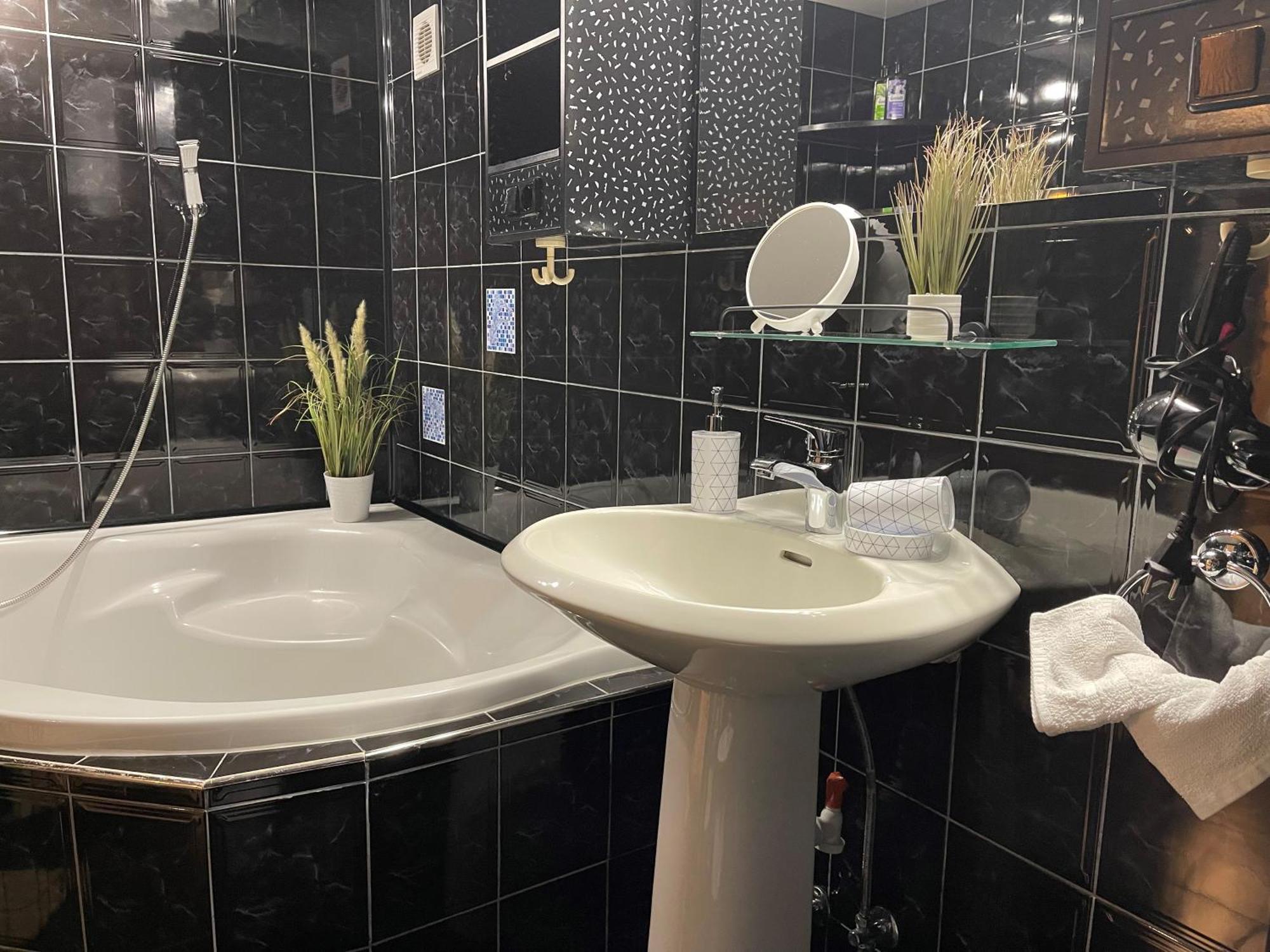 Apartamenty Pod Uwalonym Debem Jezow Sudecki Esterno foto