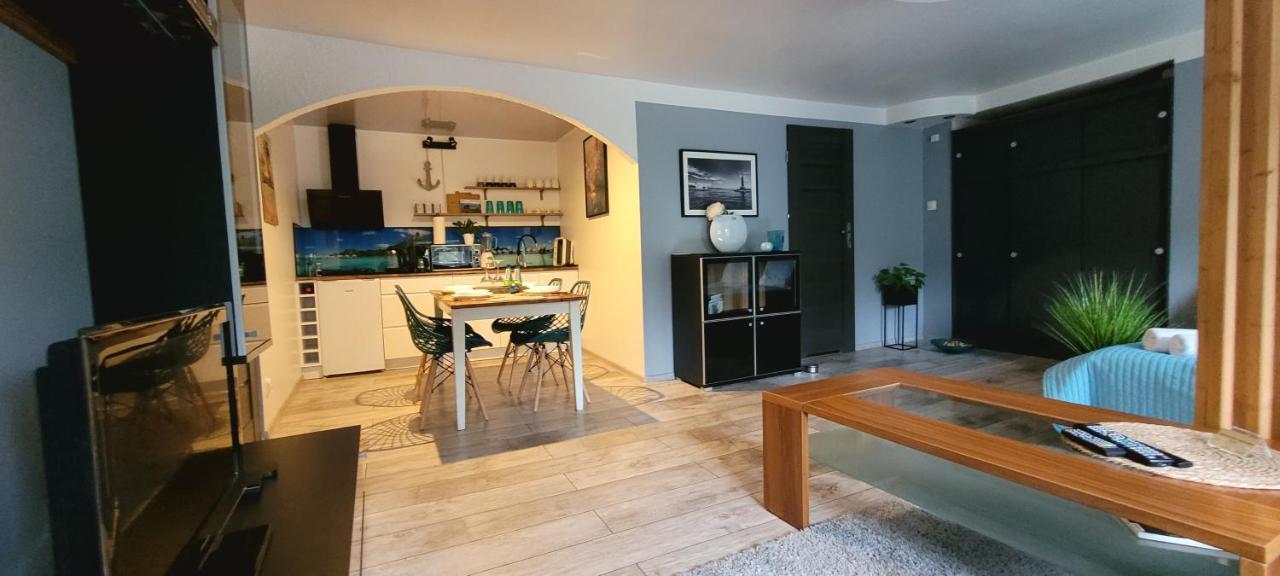 Apartamenty Pod Uwalonym Debem Jezow Sudecki Esterno foto