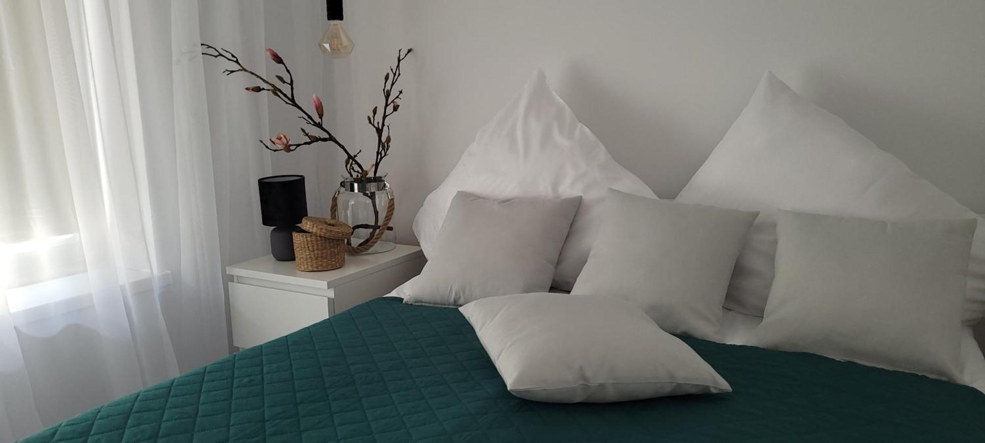 Apartamenty Pod Uwalonym Debem Jezow Sudecki Esterno foto