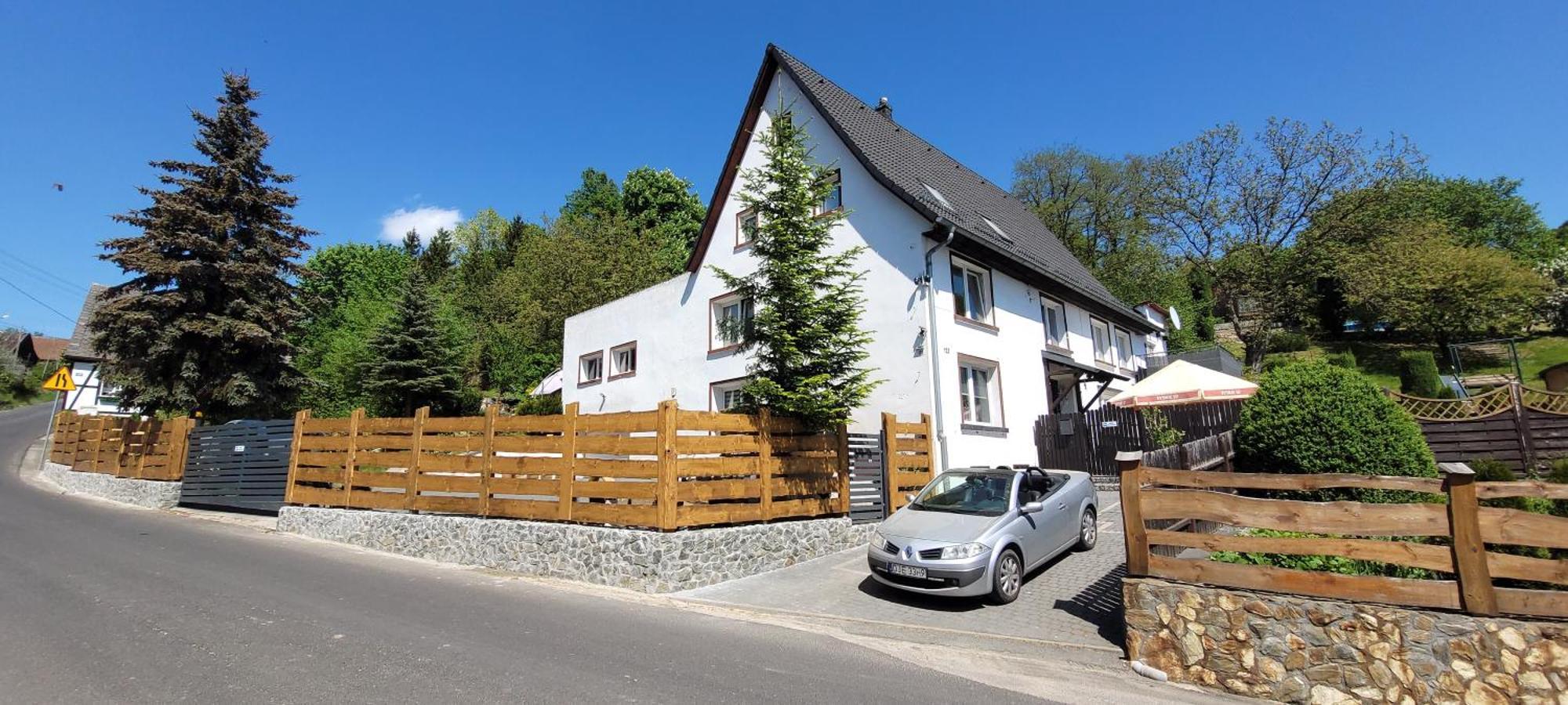 Apartamenty Pod Uwalonym Debem Jezow Sudecki Esterno foto
